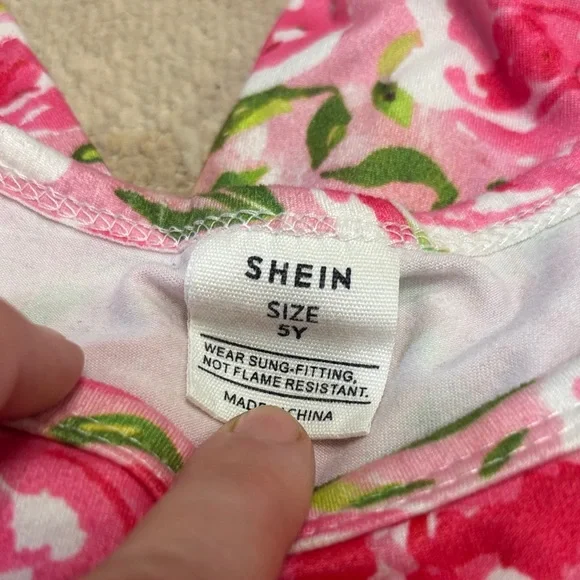 Lot of floral and Star Print Kids Pajamas Set - Picture 3 of 7